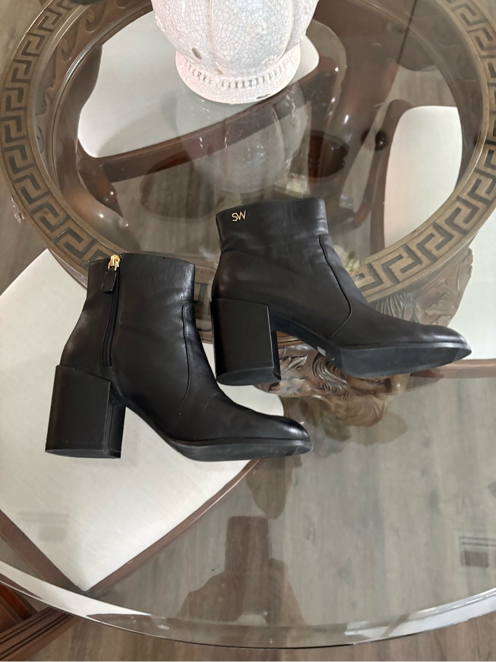 🖤🖤STUART WEITZMAN QUINN BLACK LEATHER BLOCK HEEL ANKLE BOOTS!🖤🖤